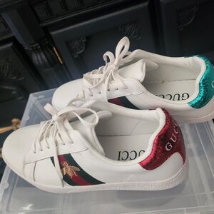 Ace Bee White and Red Sneakers - Women Size 39